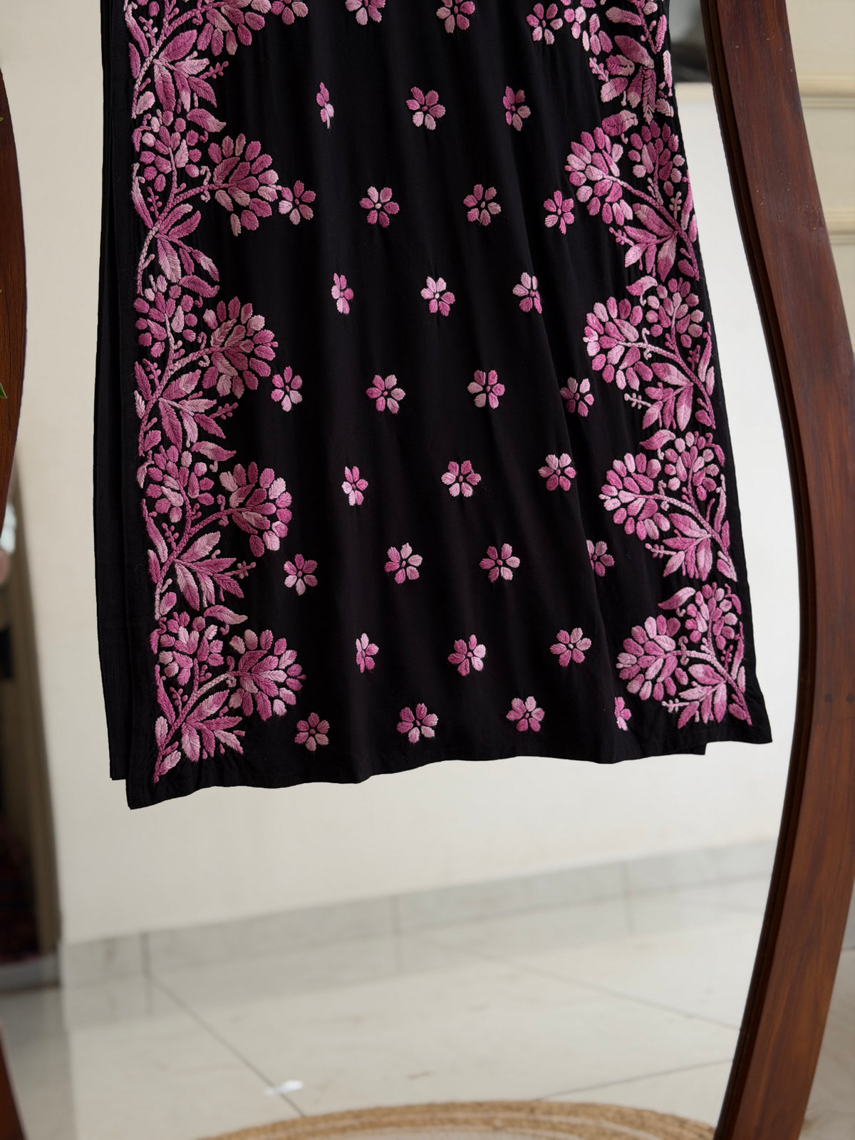 Multithread chikankari kurta-BLACK